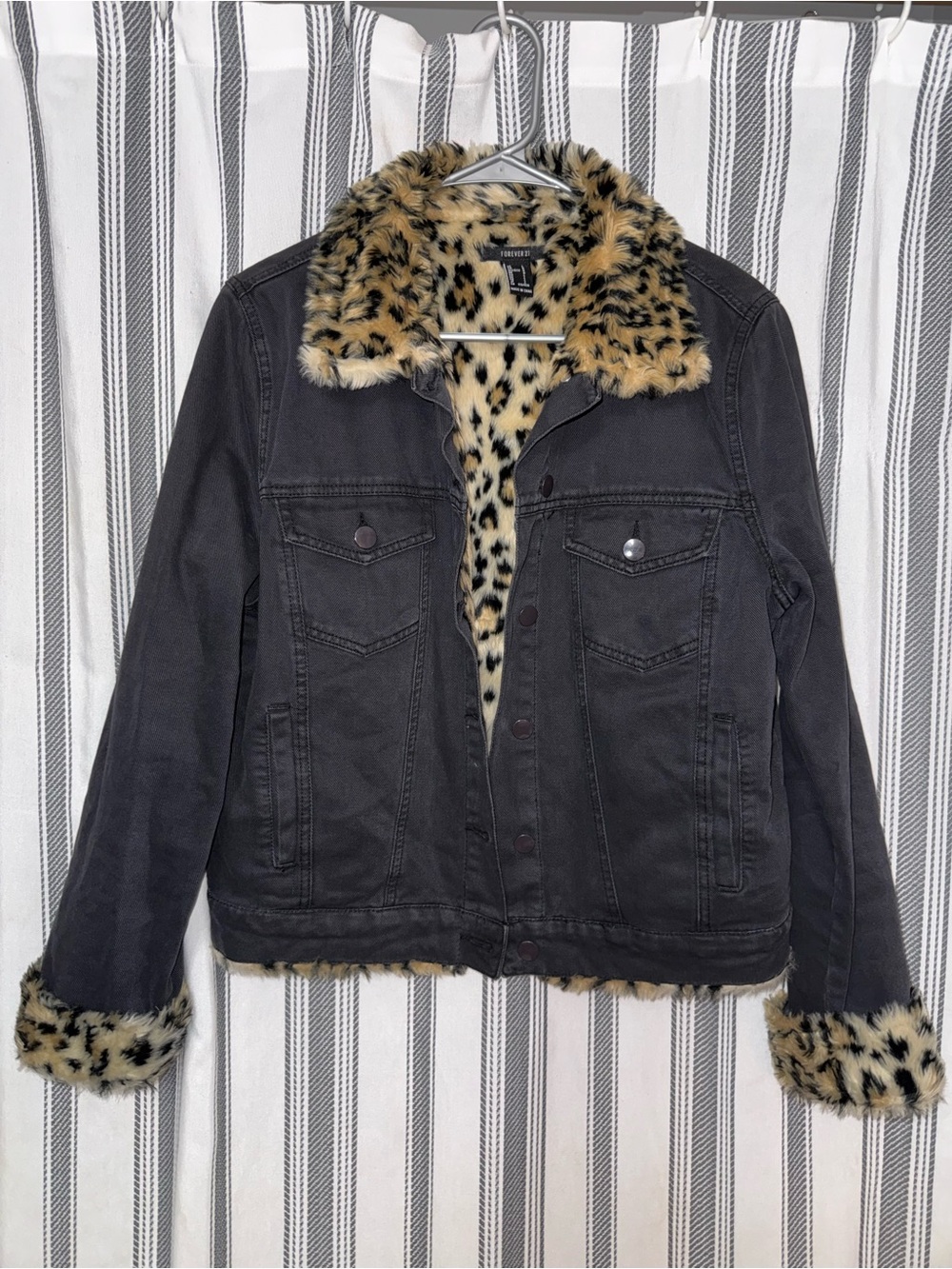 Forever 21 Black Jean Jacket with Leopard Faux Fur Trim